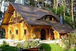 Как построить деревянный загородный дом
