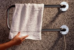 Зачем нужен полотенцесушитель в ванной комнате?