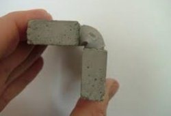 Чем клеить искусственный камень